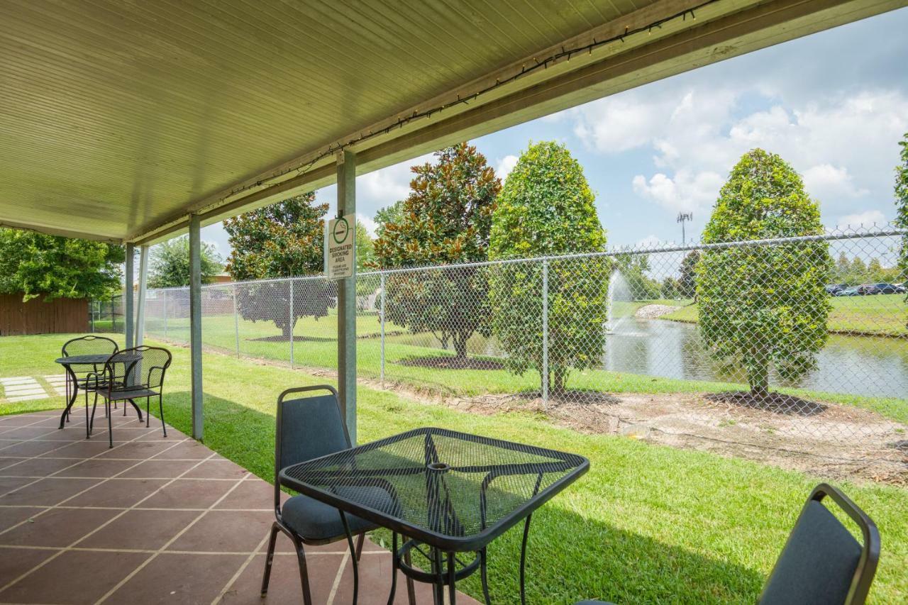 Trident Inn & Suites, Baton Rouge (Adults Only) Prairieville Exteriör bild