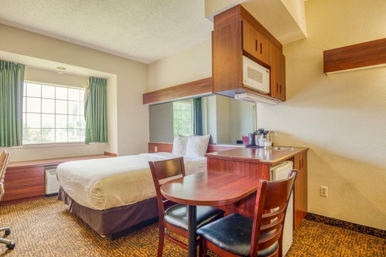Trident Inn & Suites, Baton Rouge (Adults Only) Inniswold Exteriör bild